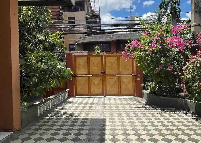 Big Beautiful House In Pasig Holiday home Manila