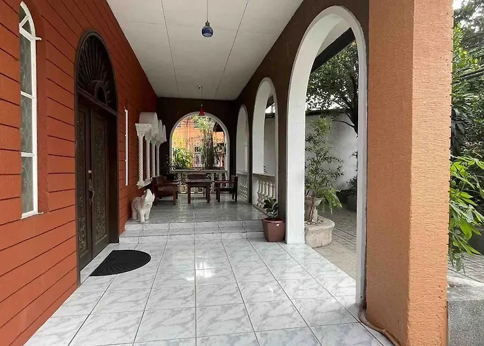 Big Beautiful House In Pasig Manila