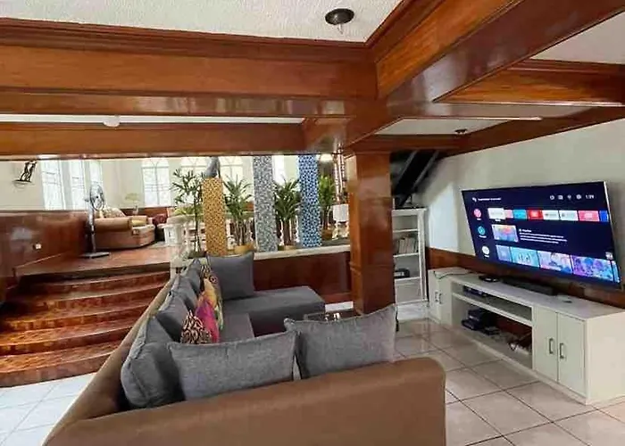 Big Beautiful House In Pasig * Manila